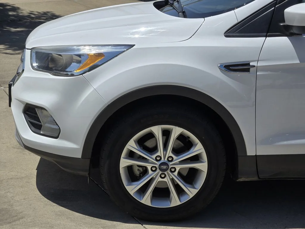 2019 Ford Escape SE - Photo 6