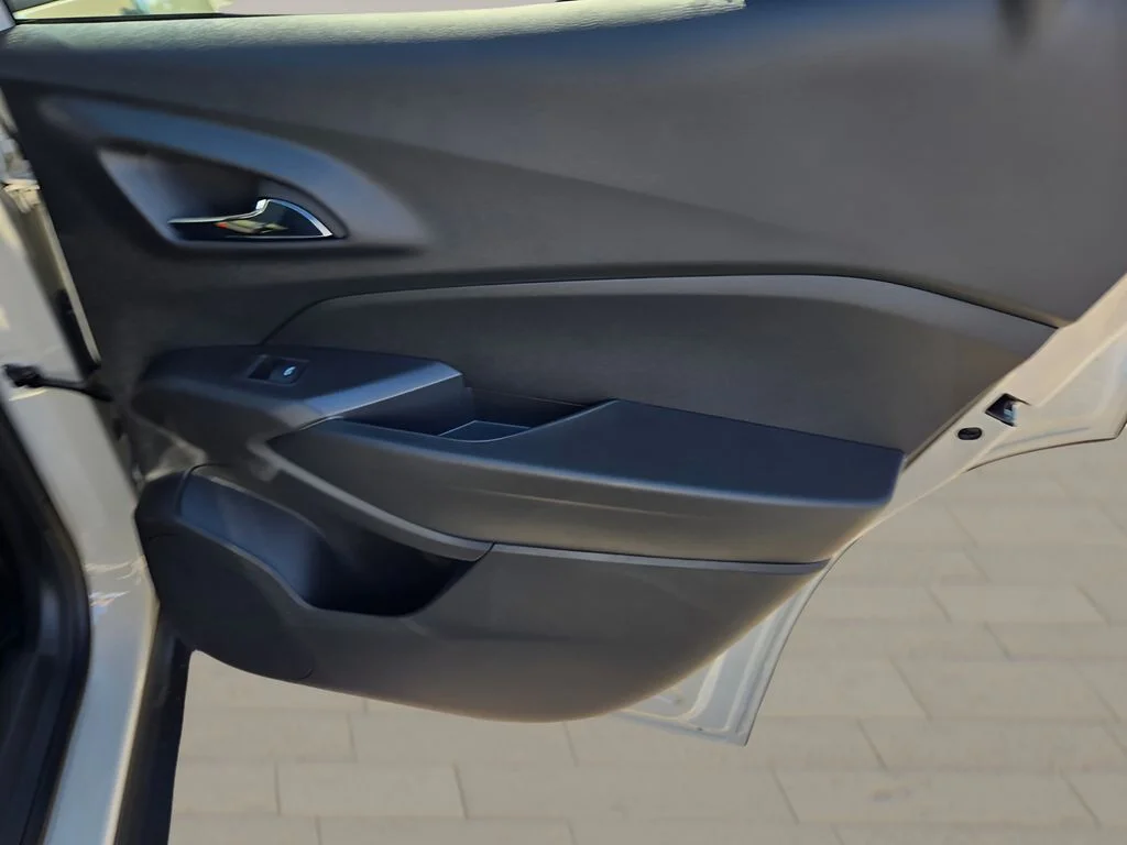 New 2026 White Chevrolet ACTIV image 12
