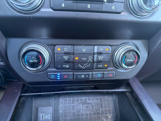 Used 2020 White Ford Limited image 25