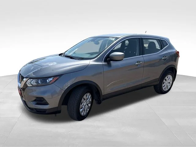Used 2020 Gray Nissan S image 3