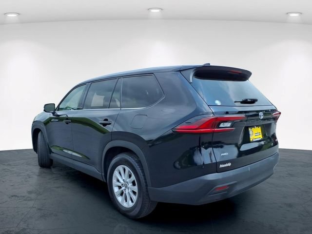 Used 2025 Black Toyota XLE image 13