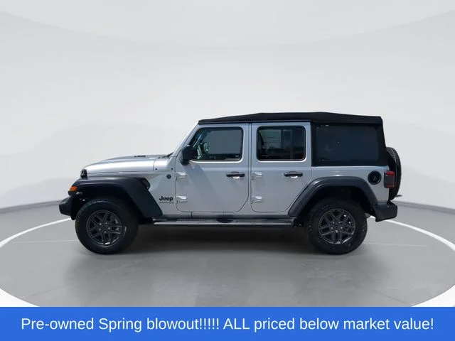 Used 2024 Silver Jeep Sport S image 5