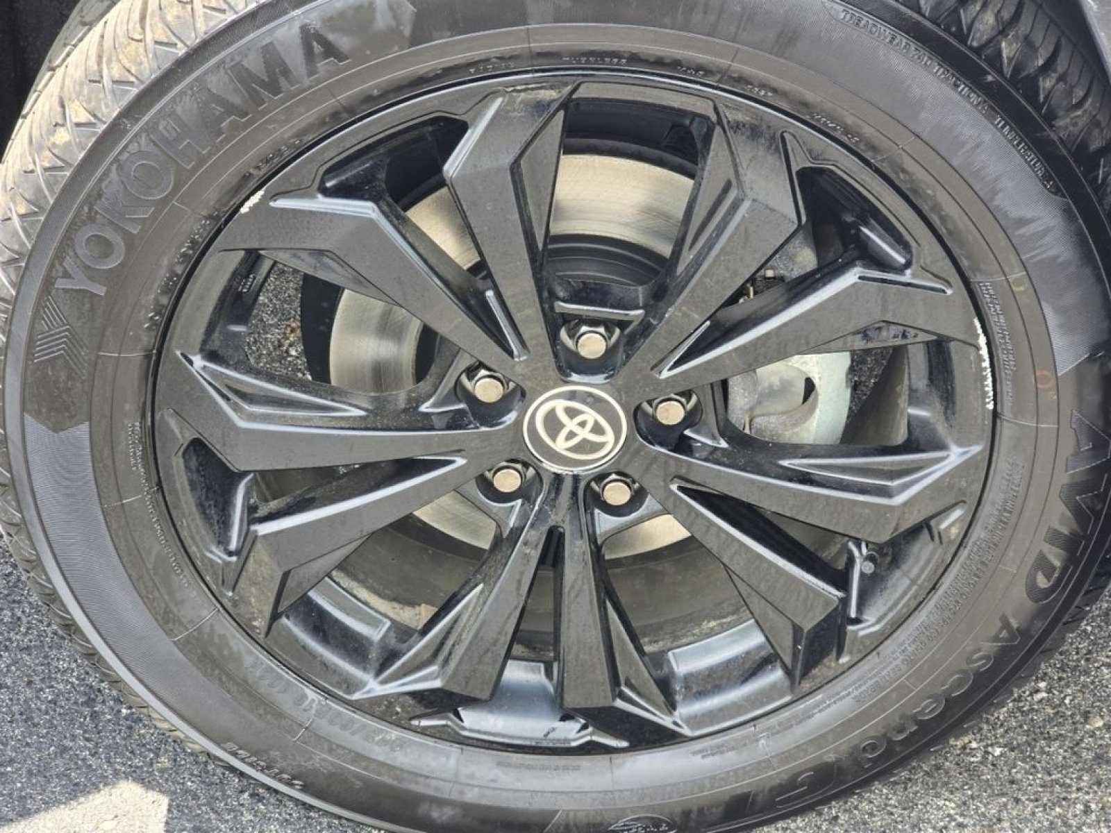 Used 2022 Midnight Black Metallic Toyota XSE image 8