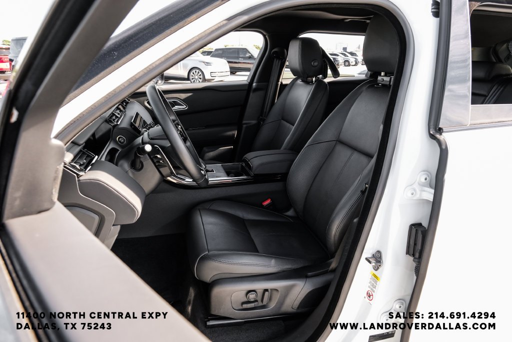 Certified Used 2026 White Land Rover Dynamic SE image 33