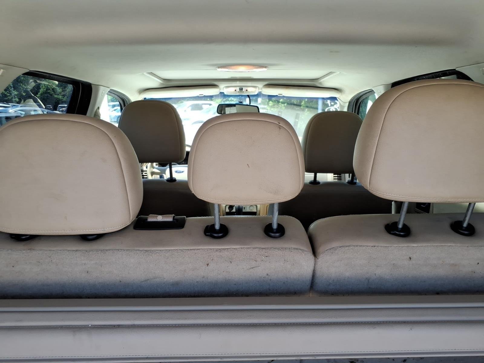 Used 2012 White Suede Ford XLT image 25