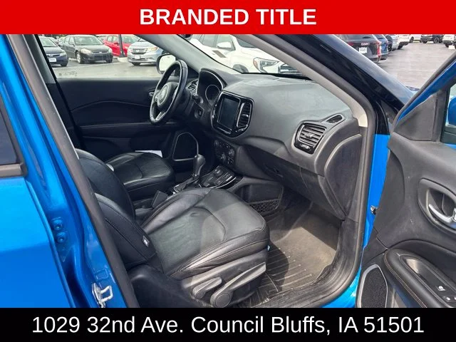 Used 2018 Blue Jeep Limited image 10