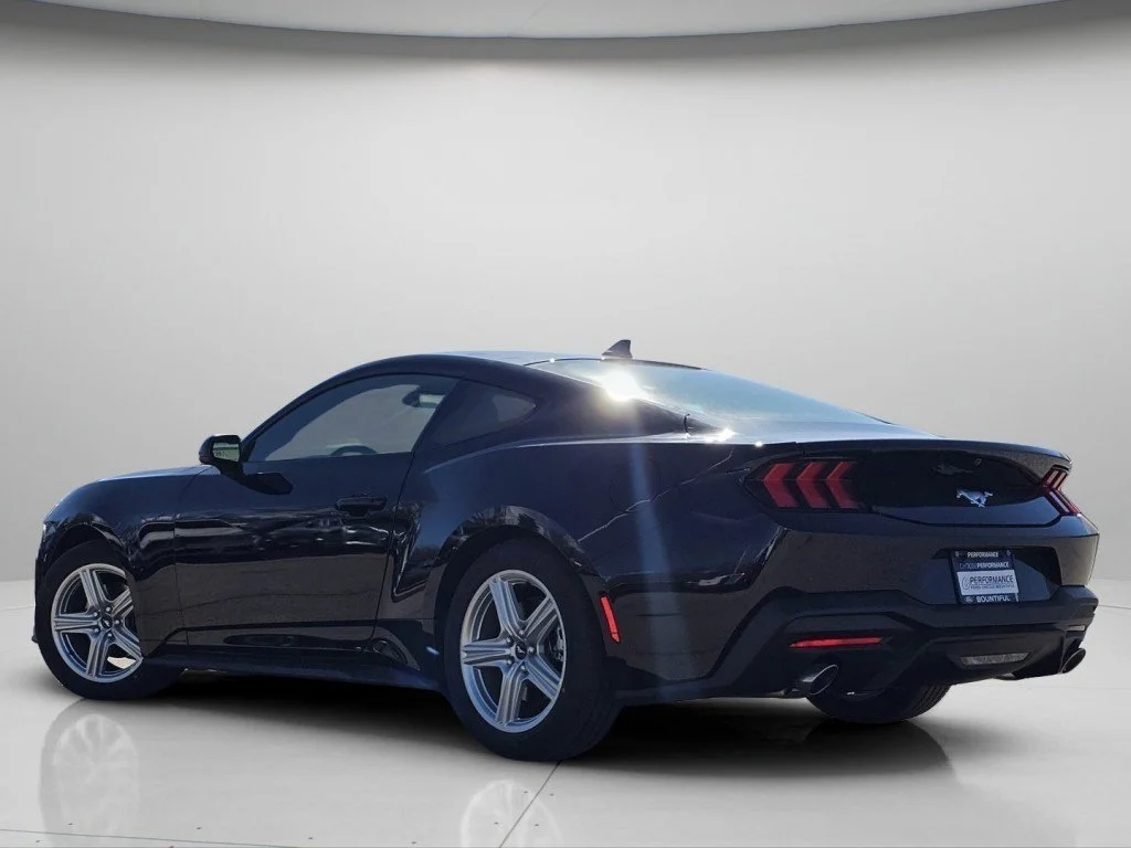 2026 Ford Mustang EcoBoost Fastback - Photo 22