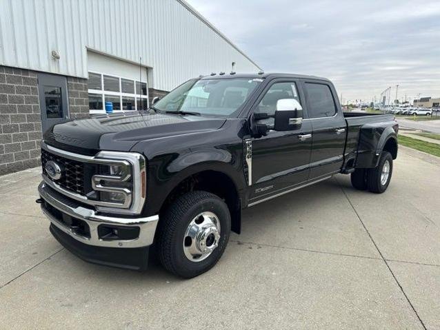 New 2026 Agate Black Metallic Ford Lariat image 42