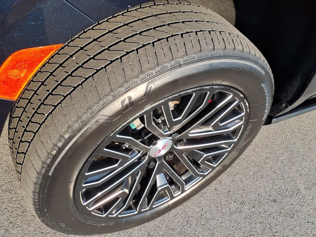 Used 2022 Midnight Blue Metallic GMC Denali image 19
