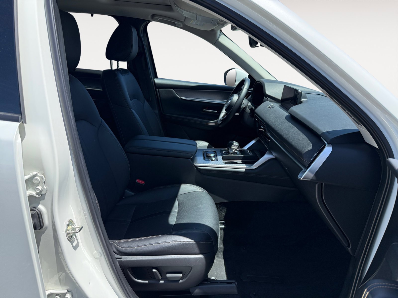 Certified Used 2024 White Mazda Preferred image 19