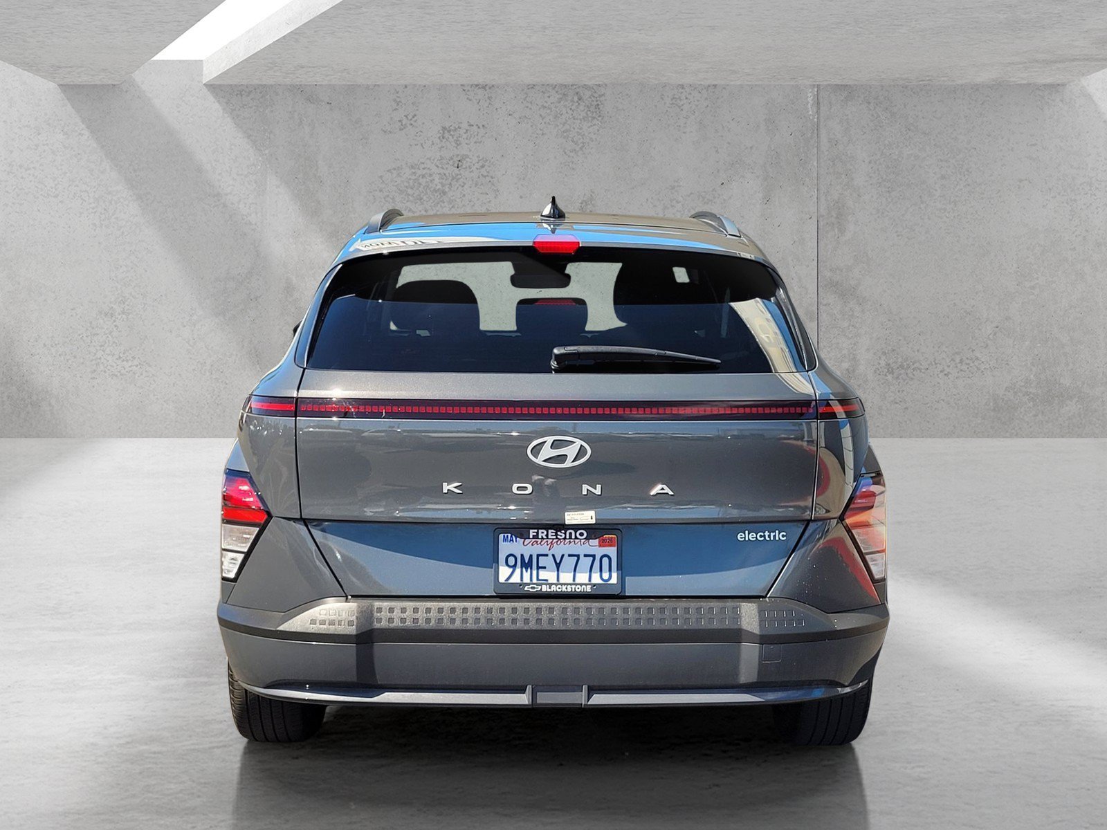 Used 2024 Gray Hyundai SEL image 6