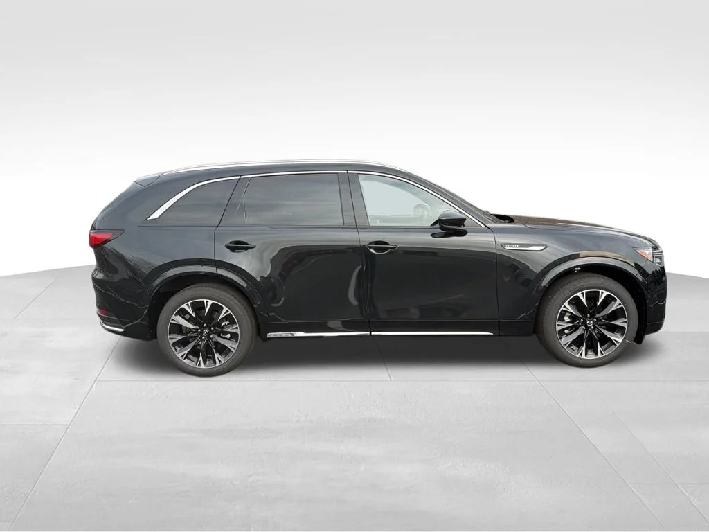 New 2026 Jet Black Mica Mazda 3.3 Turbo S Premium Plus image 7