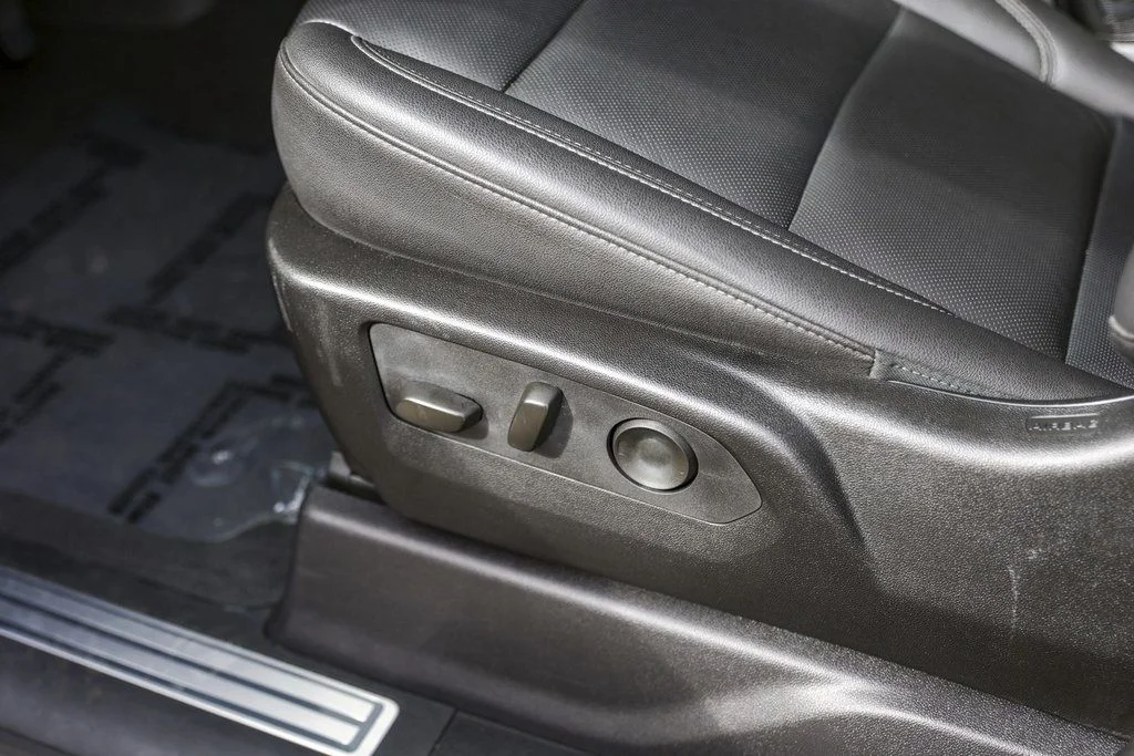 Used 2025 Gray Chevrolet LTZ image 11