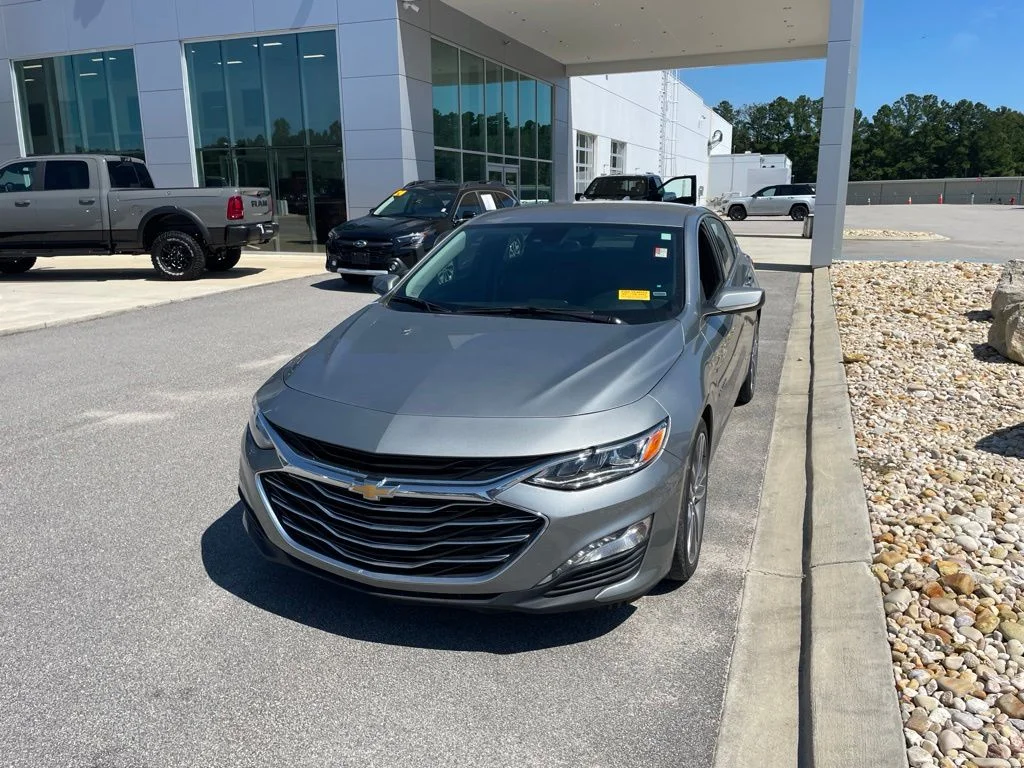 Used 2024 Gray Chevrolet LT image 2