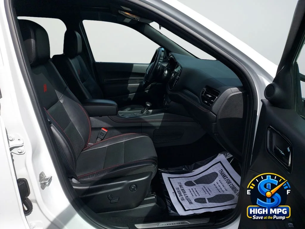 Used 2025 White/off-white Dodge R/T Plus image 24