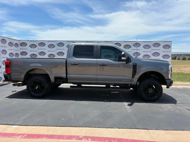 2024 Ford F-250 XL 4x4 Crew Cab 6-3/4' Box's photo