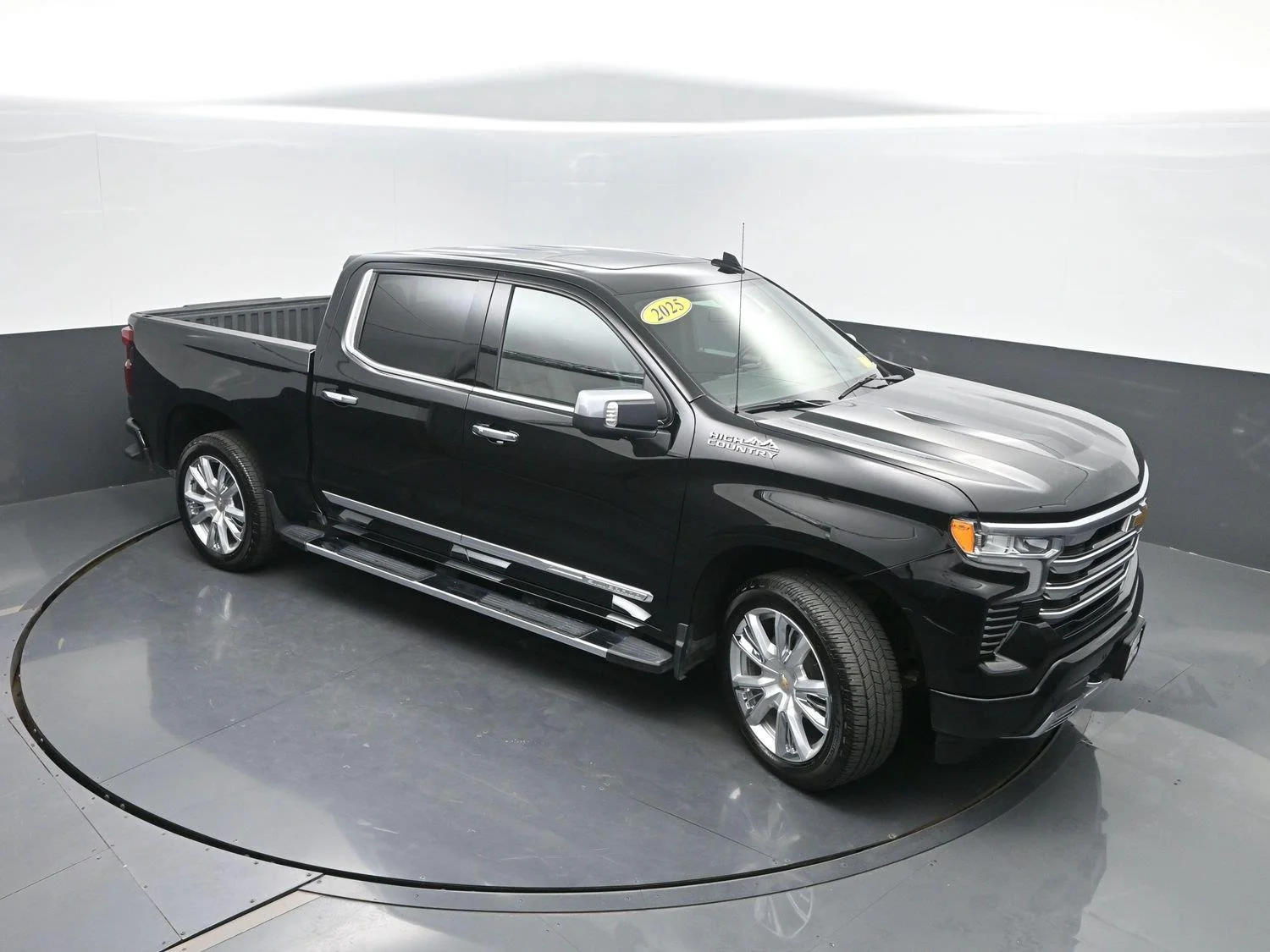 Used 2025 Black Chevrolet High Country image 47
