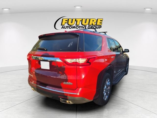 Used 2018 Red Chevrolet High Country image 3