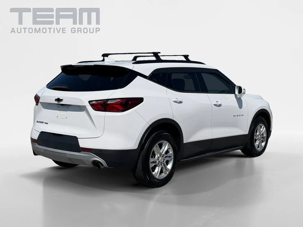 Used 2019 SUMMIT WHITE Chevrolet  image 7