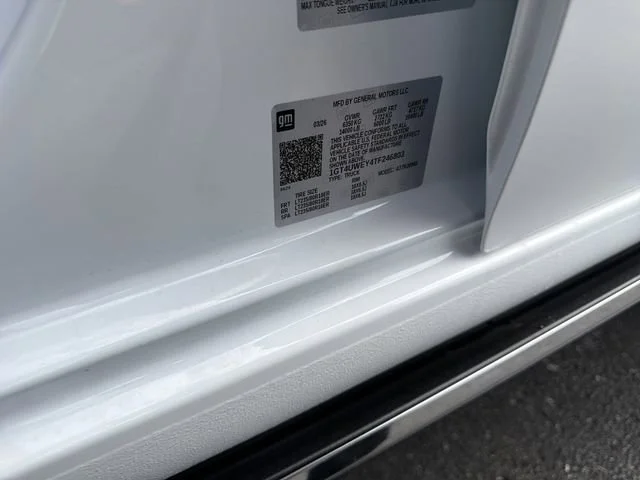 New 2026 Summit White GMC Denali DRW image 35