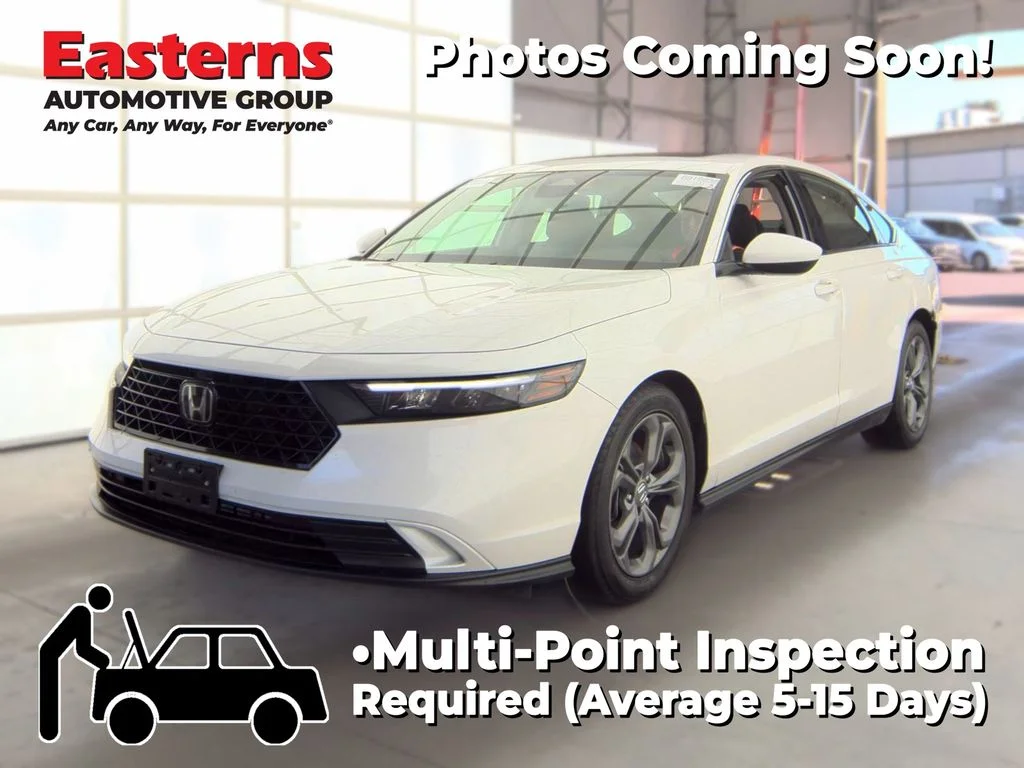 Used 2024 White Honda EX image 1