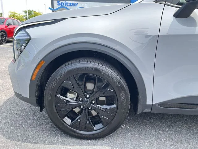 Certified Used 2025 Gray Kia X-Line image 21
