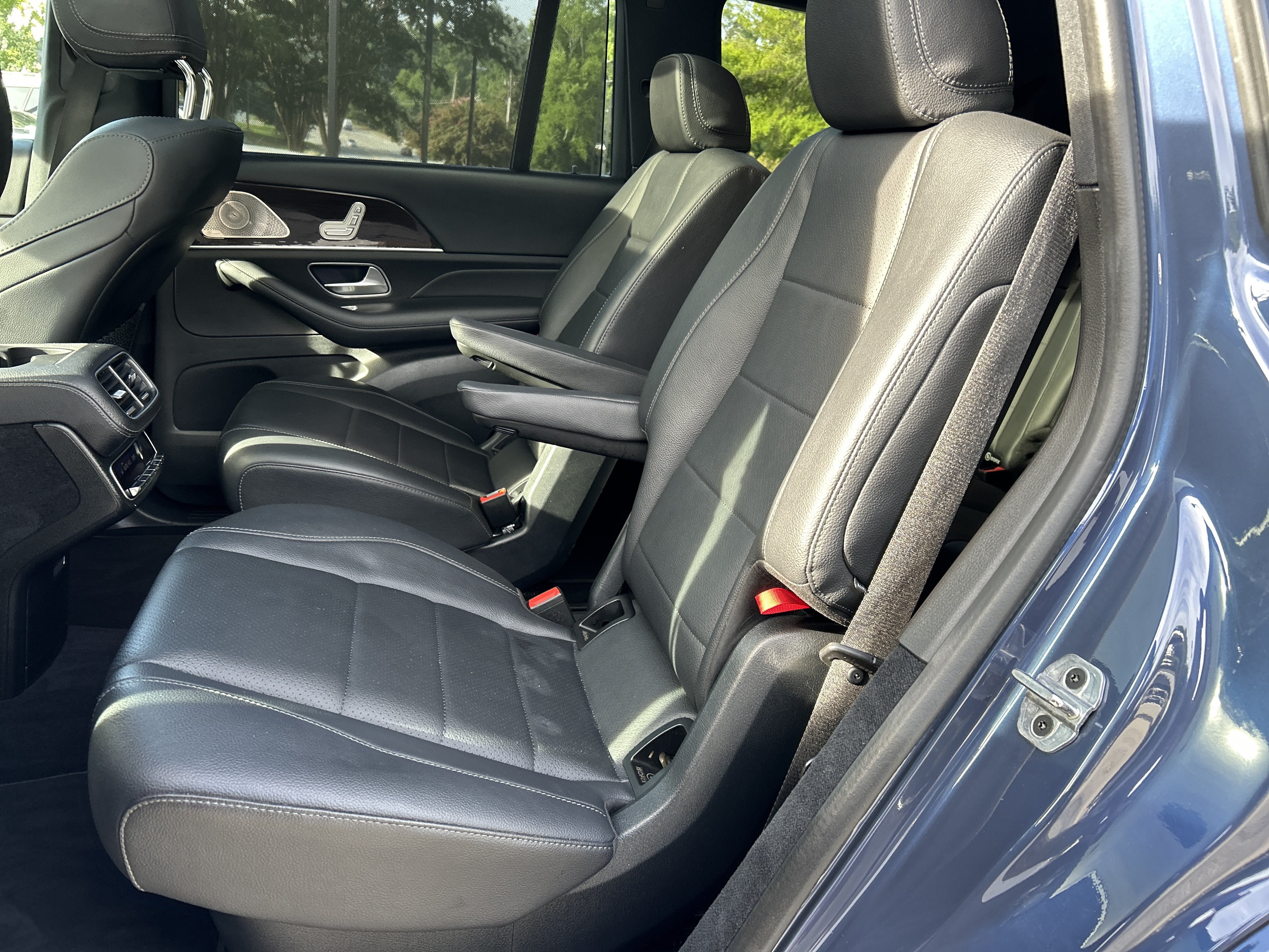 Certified Used 2024 Twilight Blue Metallic Mercedes-Benz GLS 450 4MATIC® SUV image 41