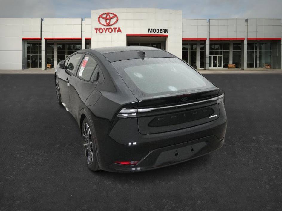 New 2026 Midnight Black Met Toyota XSE image 15