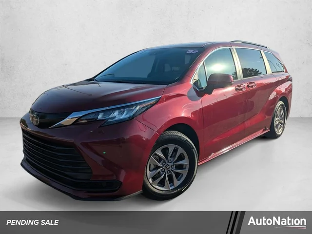 2022 Toyota Sienna LE