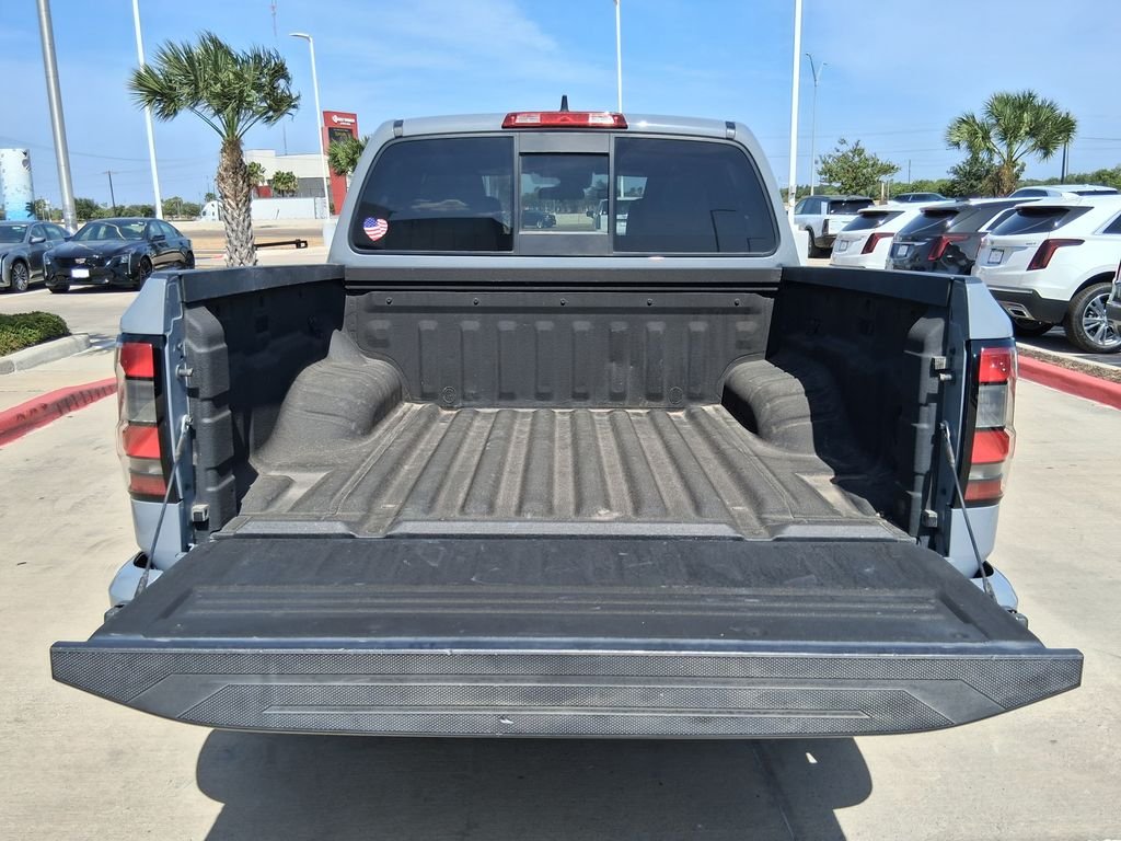 Used 2022 Gray Nissan PRO-X image 6
