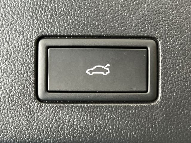 New 2026 Black Volkswagen 2.0T SE w/Technology image 6