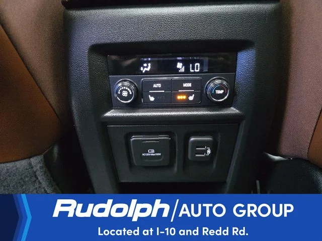 Used 2020 Pearl Chevrolet High Country image 31