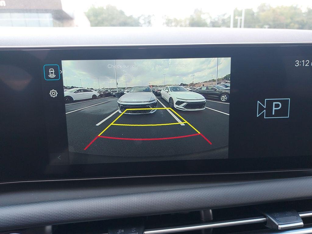 New 2027 Black Hyundai SE AWD image 22