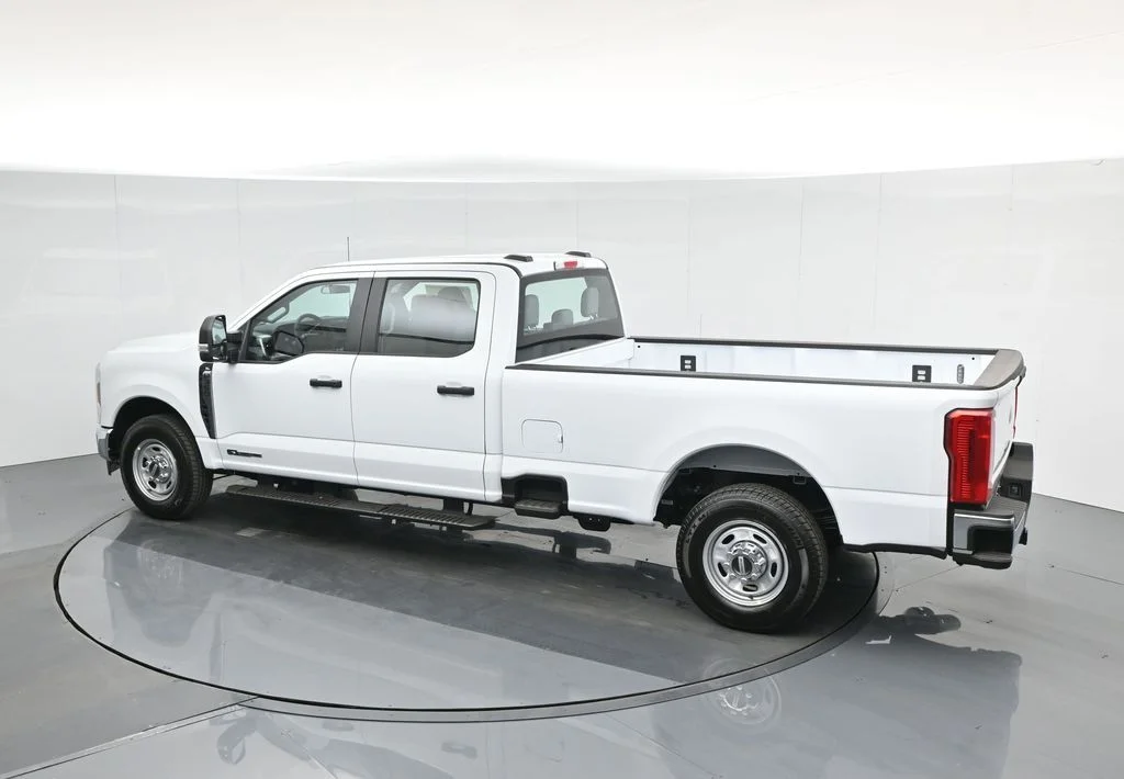 2026 Ford F-350 Super Duty XL - Photo 43