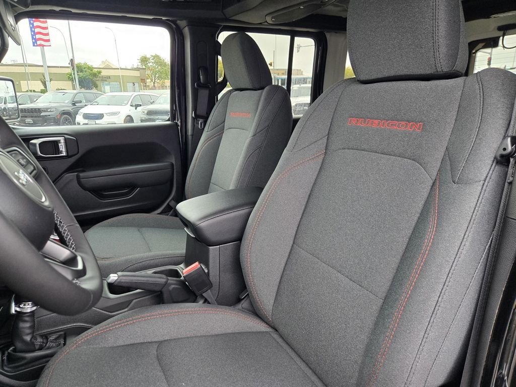 New 2026 Black Clearcoat Jeep Rubicon image 10