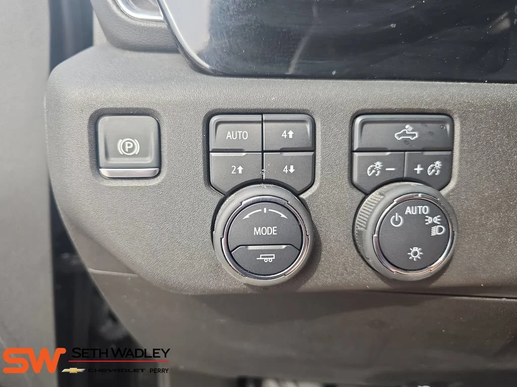 Used 2024 Black Chevrolet LT image 27