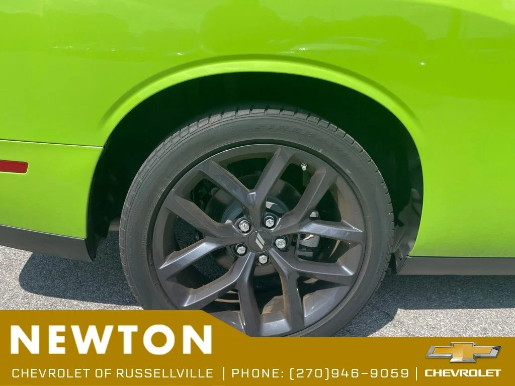 Used 2023 Sublime Metallic Dodge SXT image 33