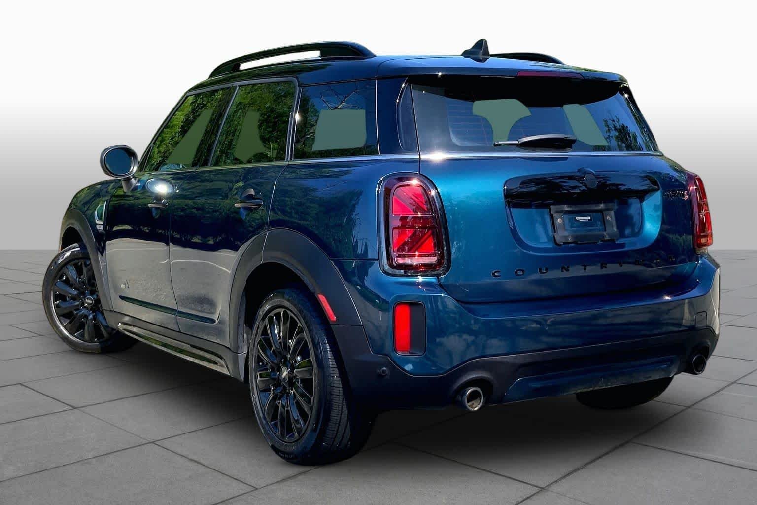 Used 2022 Deep Laguna Metallic MINI Cooper S image 11
