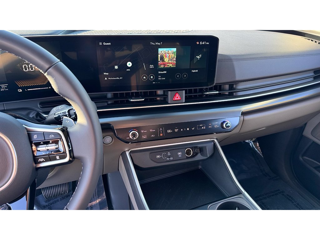 2026 Kia Carnival LXS - Photo 13