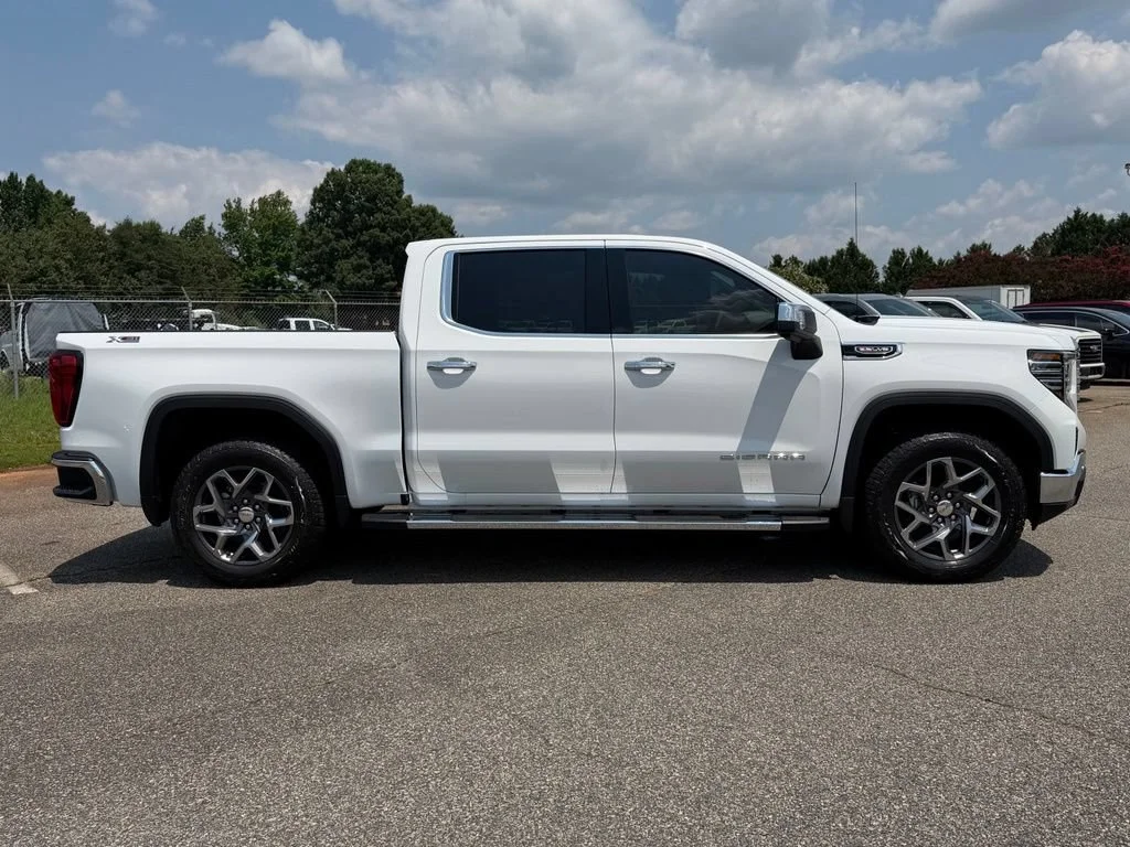 New 2026 Summit White GMC SLT image 25