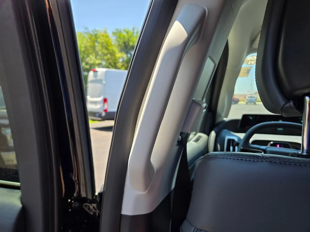 New 2027 Agate Black Metallic Ford MAX Active image 19