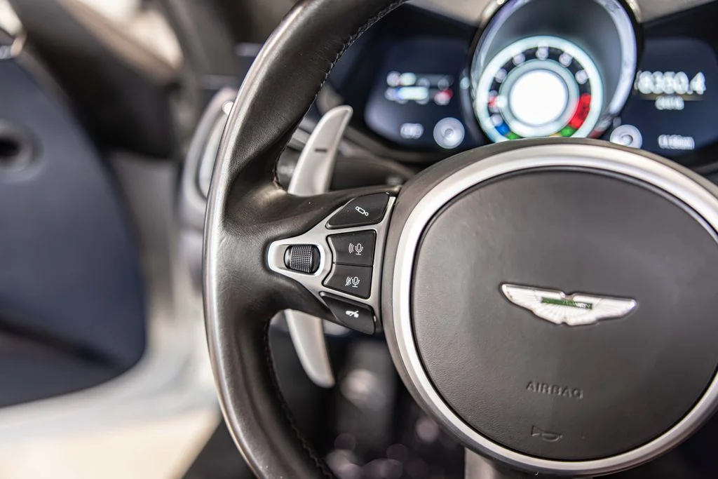 Used 2020 Silver Aston Martin Base image 22