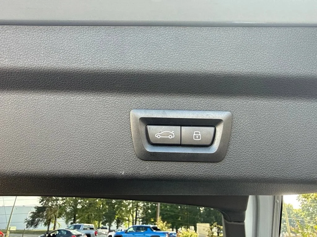 Used 2025 Brooklyn Grey Metallic BMW xDrive28i image 33