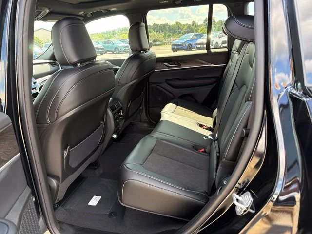 New 2026 Black Jeep Altitude image 7
