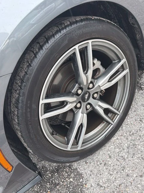 Used 2024 Gray Metallic Ford EcoBoost image 6