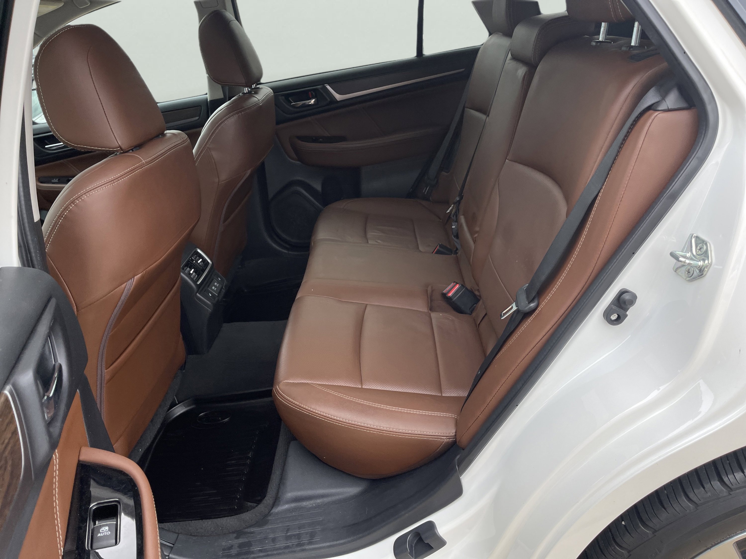 2019 Subaru Outback Touring - Photo 12