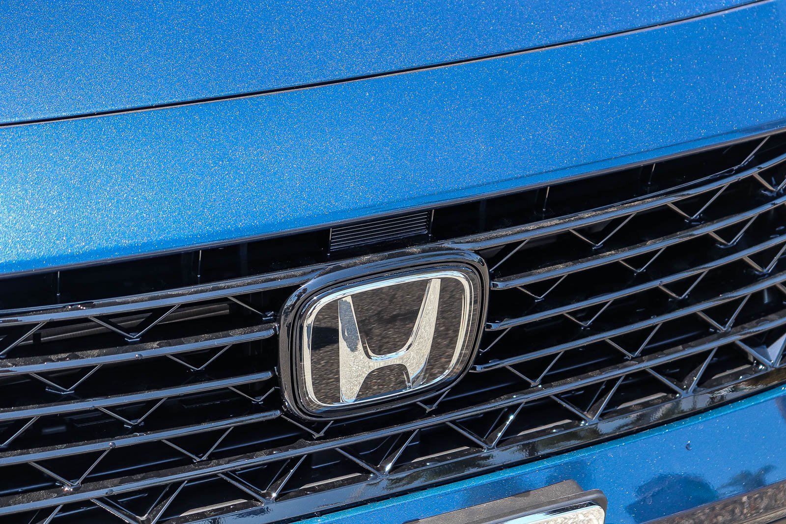 New 2026 Canyon River Blue Metallic Honda SE CVT image 4
