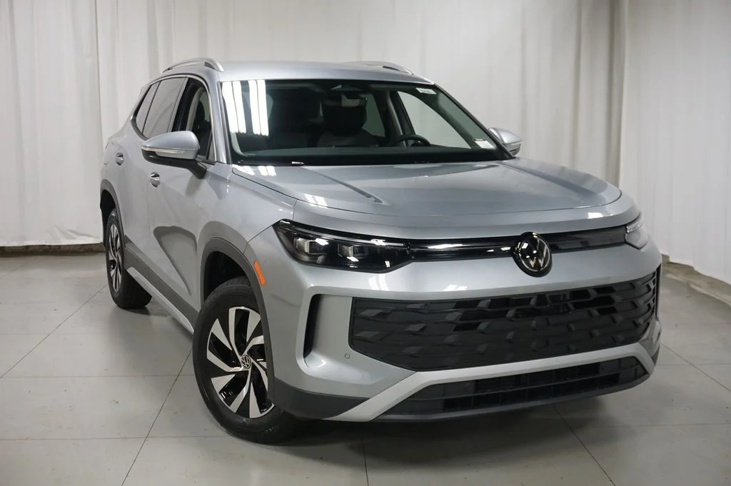 New 2026 Silver Volkswagen 2.0T S image 4