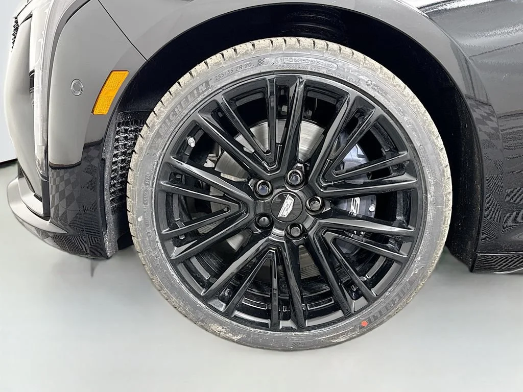 2026 Cadillac CT5 V-Series - Photo 31