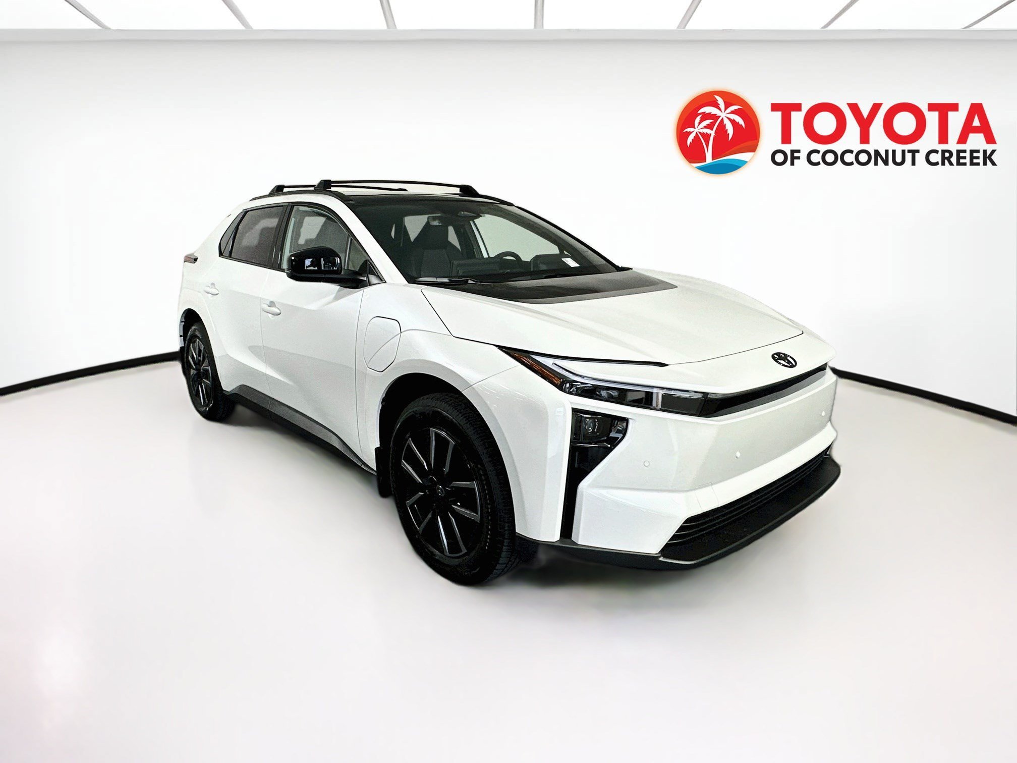 New 2026 Wind Chill Pearl Toyota XLE image 1